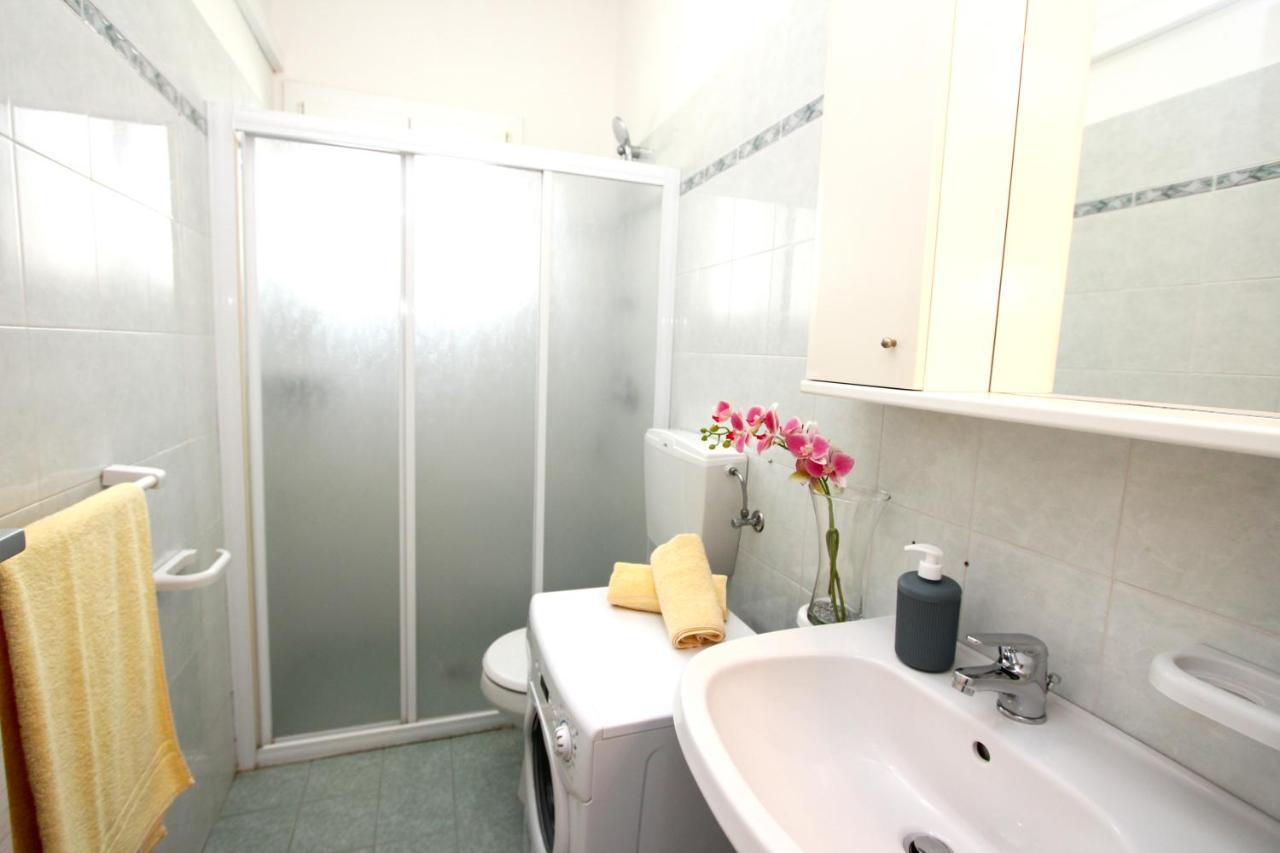Villaggio Pineta Бибионе Екстериор снимка
