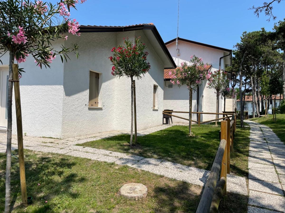 Villaggio Pineta Бибионе Екстериор снимка