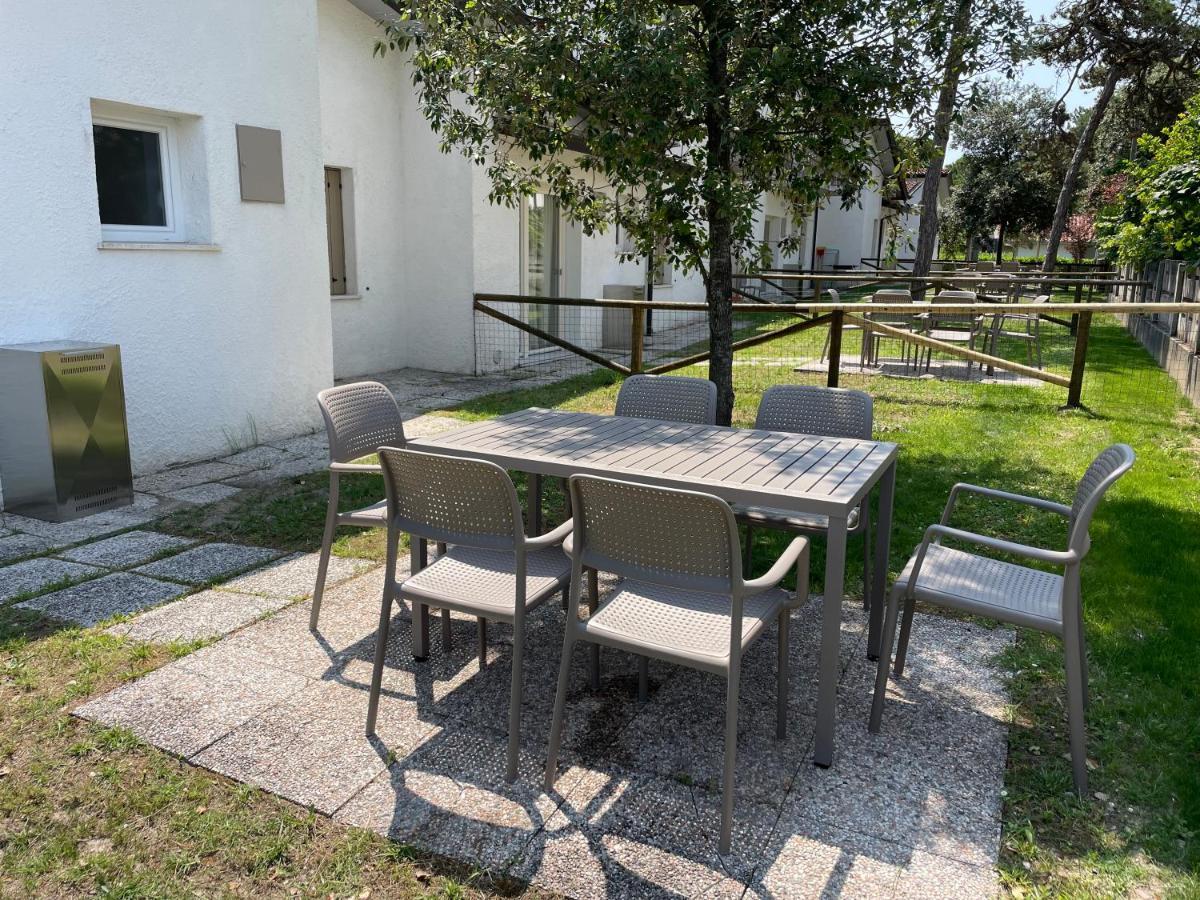 Villaggio Pineta Бибионе Екстериор снимка